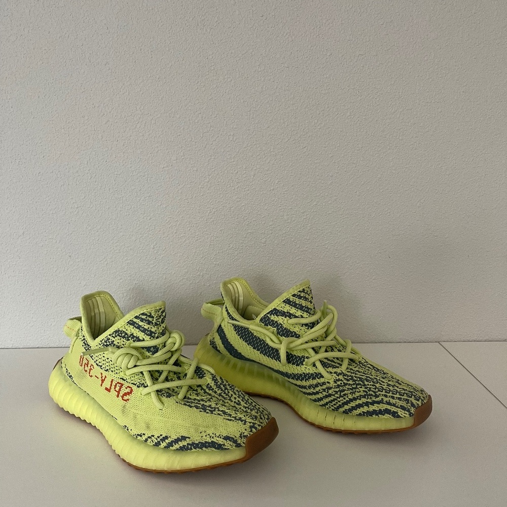 Adidas Yeezy Boost 350 V2 - Size 7 - Semi Frozen Yellow
